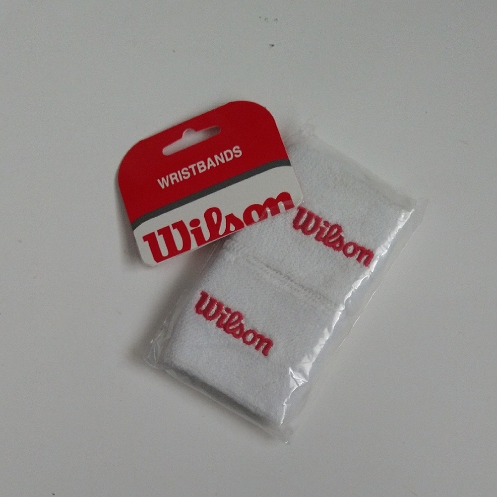 Wilson White Wristbands